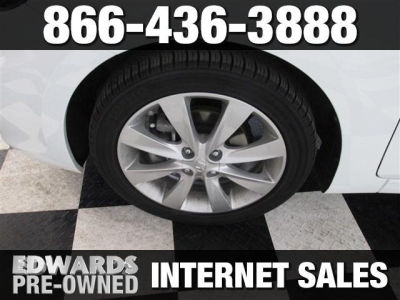 2012 Hyundai Accent SE