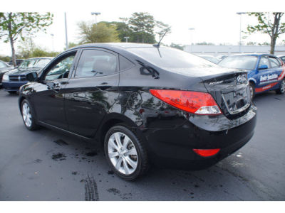 2012 Hyundai Accent  GLS