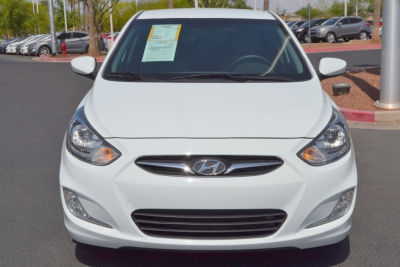 2012 Hyundai Accent  SE
