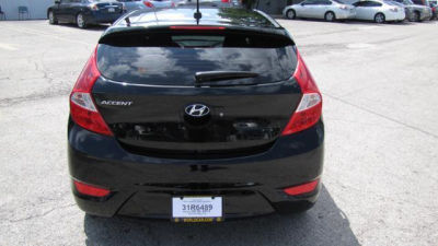 2012 Hyundai Accent  SE