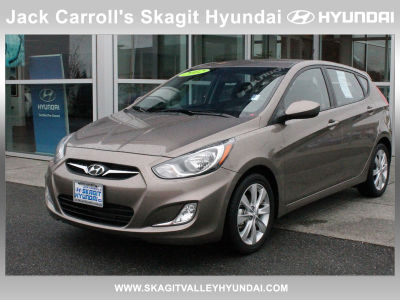 2012 Hyundai Accent  SE