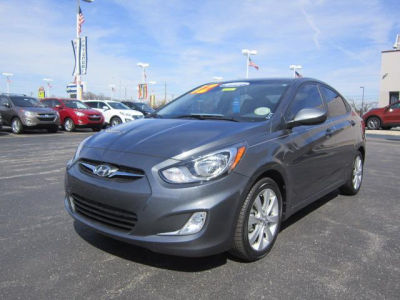 2012 Hyundai Accent  GLS