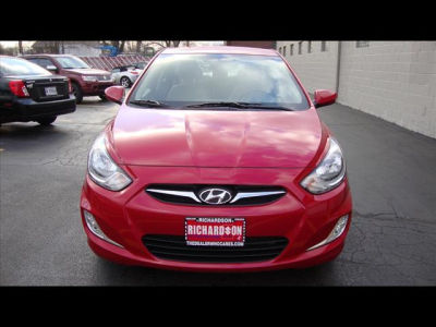 2012 Hyundai Accent GLS