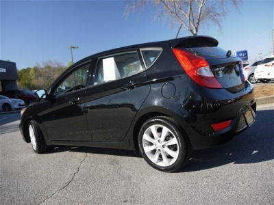 2012 Hyundai Accent SE