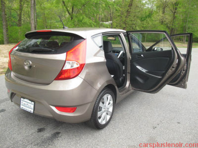 2013 Hyundai Accent  SE
