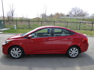 2013 Hyundai Accent  GLS