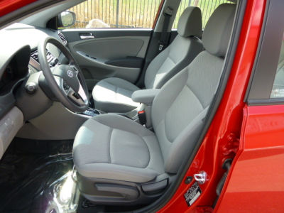 2013 Hyundai Accent  GLS