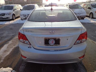 2012 Hyundai Accent GLS