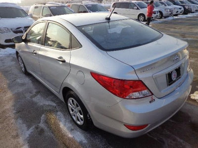 2012 Hyundai Accent GLS