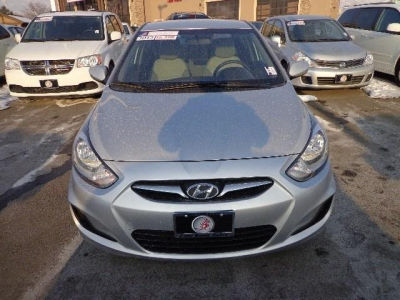 2012 Hyundai Accent GLS
