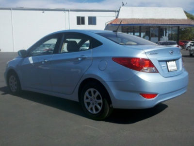 2012 Hyundai Accent  GLS