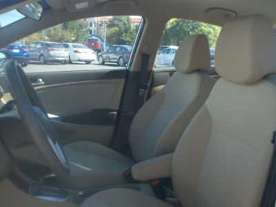 2012 Hyundai Accent  GLS