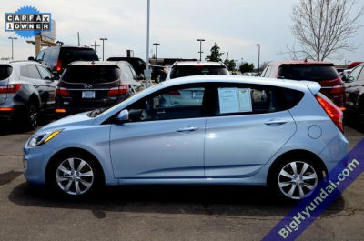 2012 Hyundai Accent  SE