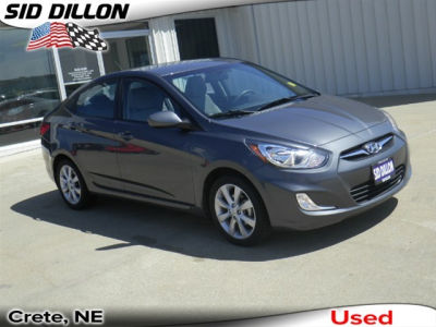 2012 Hyundai Accent  GLS