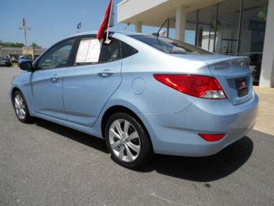 2012 Hyundai Accent  GLS