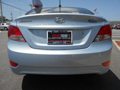 2012 Hyundai Accent  GLS