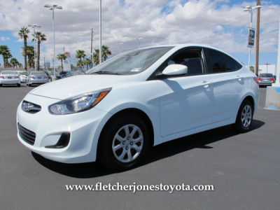 2012 Hyundai Accent  GLS