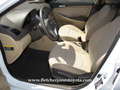 2012 Hyundai Accent  GLS