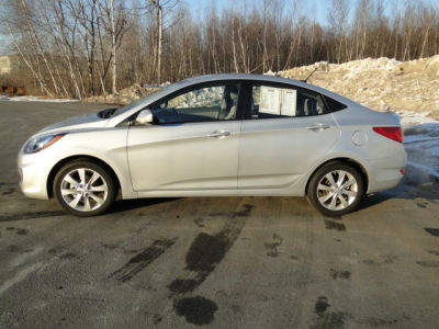 2013 Hyundai Accent  GLS