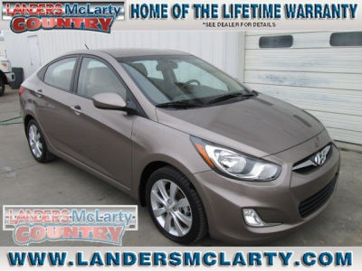 2013 Hyundai Accent  GLS