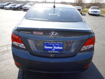 2012 Hyundai Accent GLS