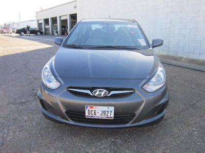 2012 Hyundai Accent  GLS