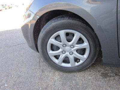 2012 Hyundai Accent  GLS
