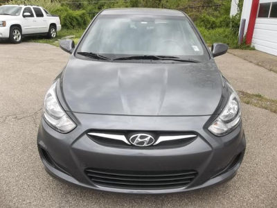 2012 Hyundai Accent  GLS