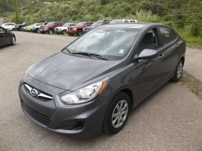 2012 Hyundai Accent  GLS