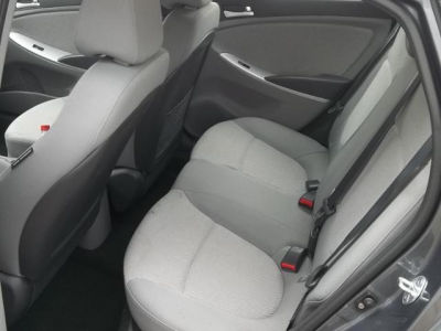 2012 Hyundai Accent  GLS