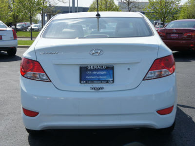 2012 Hyundai Accent GLS