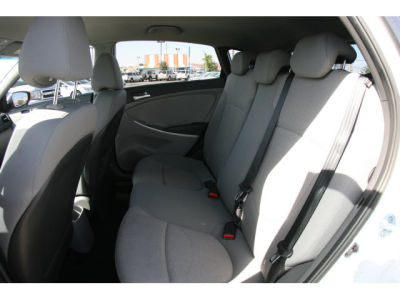 2013 Hyundai Accent GS