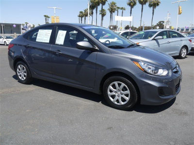 2012 Hyundai Accent  GLS