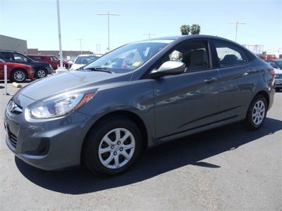 2012 Hyundai Accent GLS