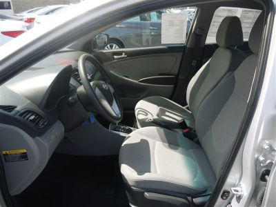 2012 Hyundai Accent  GLS