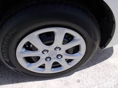 2012 Hyundai Accent  GLS