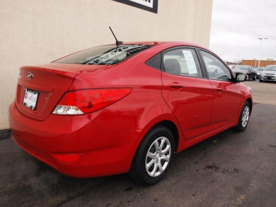 2012 Hyundai Accent  GLS