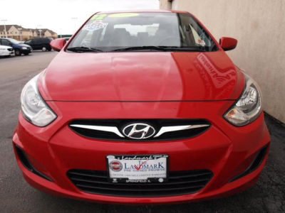 2012 Hyundai Accent  GLS