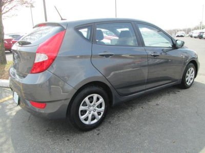 2013 Hyundai Accent  GS