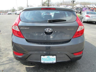 2013 Hyundai Accent  GS