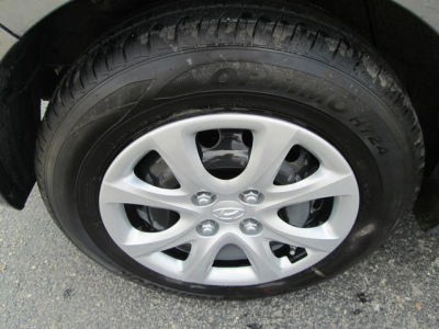 2013 Hyundai Accent  GS
