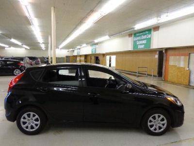 2012 Hyundai Accent