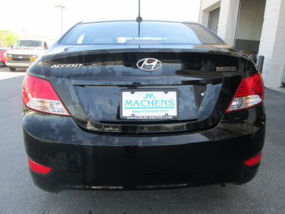 2013 Hyundai Accent  GLS