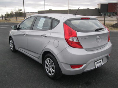 2013 Hyundai Accent  GS