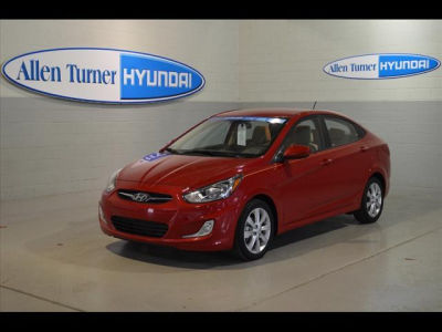 2012 Hyundai Accent  GLS