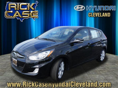 2013 Hyundai Accent  SE