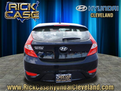 2013 Hyundai Accent  SE
