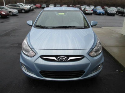 2013 Hyundai Accent  GLS