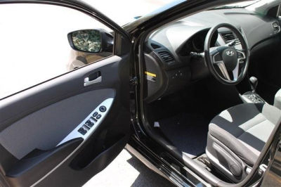 2012 Hyundai Accent  5dr HB Auto GS