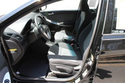 2012 Hyundai Accent  5dr HB Auto GS